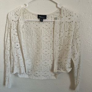 WOMENS M Lace shall